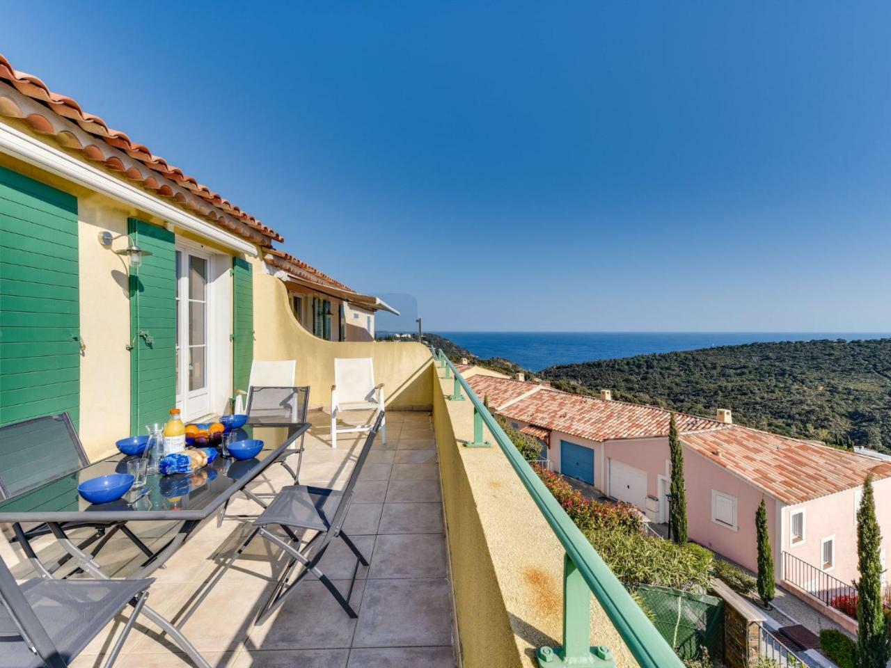 Holiday Home Le Belvedere By Interhome キャバレール・シュル・メール エクステリア 写真